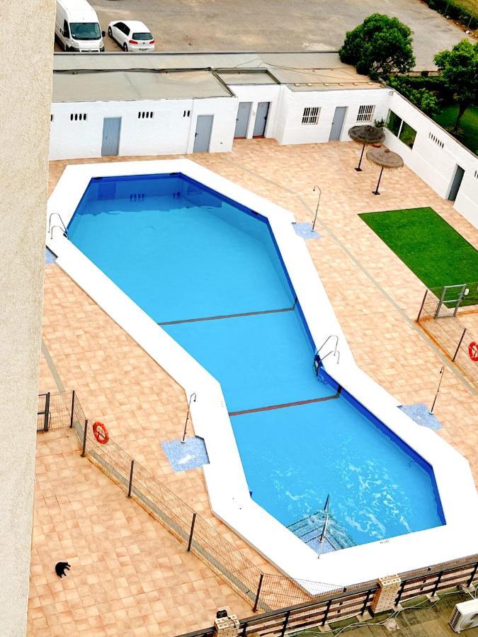 Apartamento Roquetas De Mar Urbanizacion, 2 Dormitorios, Gran Terraza Con Vista Al Mar, Wi-Fi, Parking Y Piscina Bagian luar foto